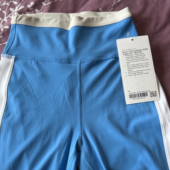 Lululemon Athletica Blue and White High-Waisted Leggings - Picture 7 of 7